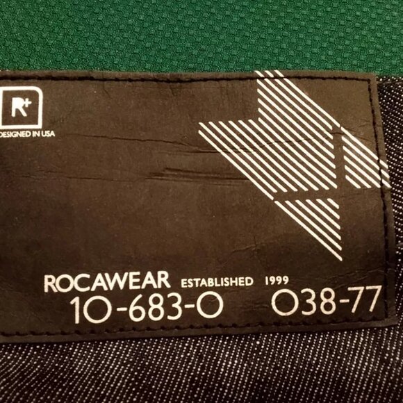 NWT Rocawear Men's Original Fit "1999" 40X32 Jeans - Picture 4 of 16